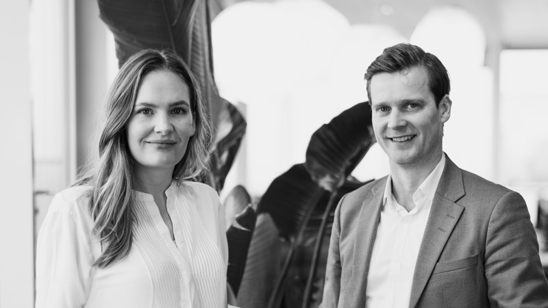 A photo of two employees from Basico who work with ESG